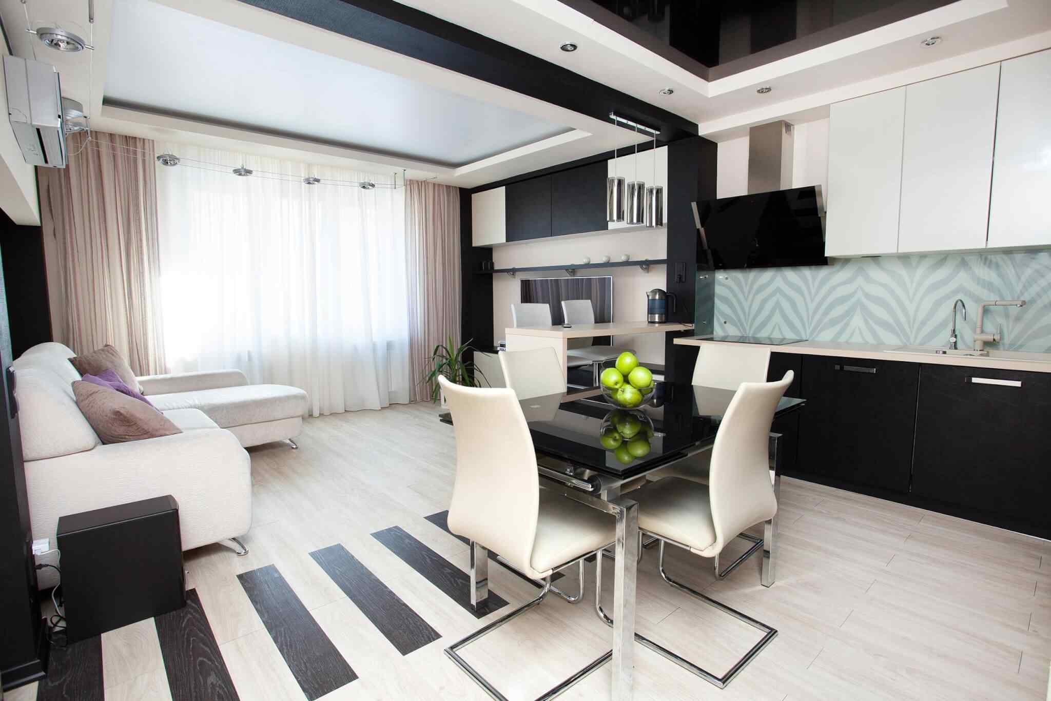 Black & white kitchen